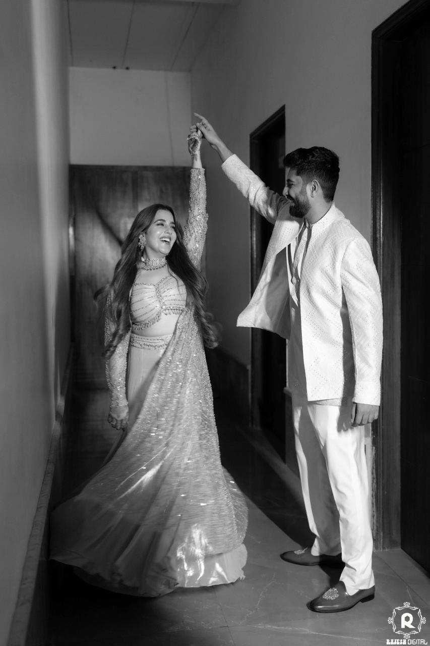 Himanshi and Anupam dancing together